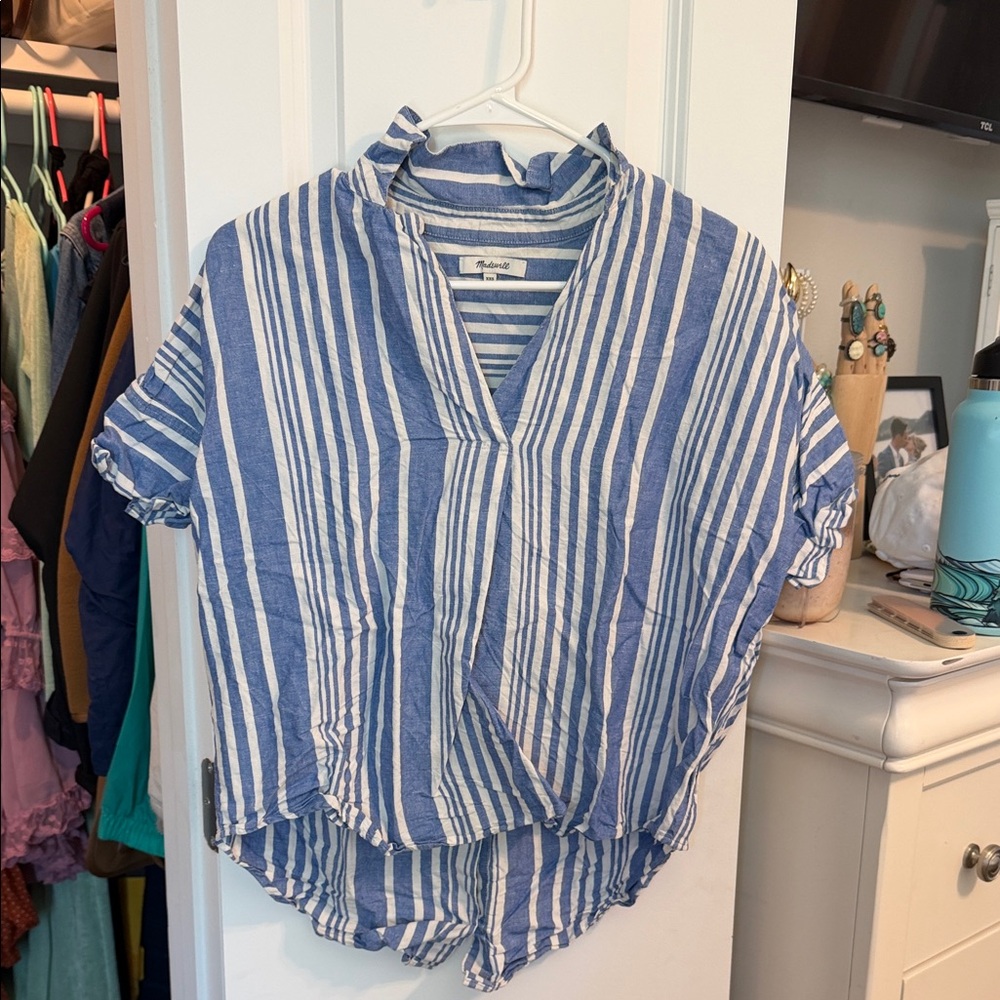 Madewell Blue and White Striped V-Neck Relaxed Top